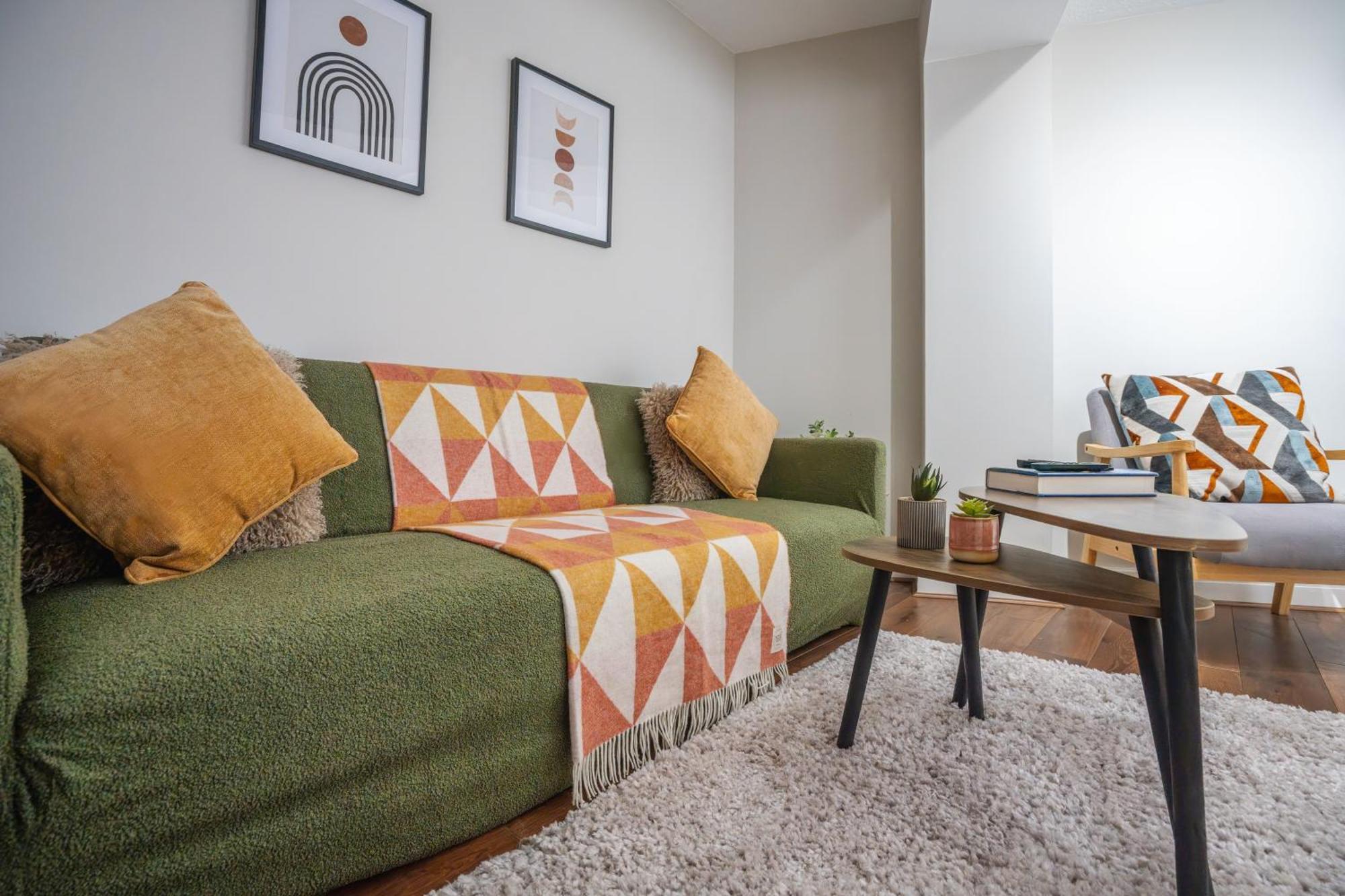 Cozy Waterfront - Free Parking & Wi-fi Appartement